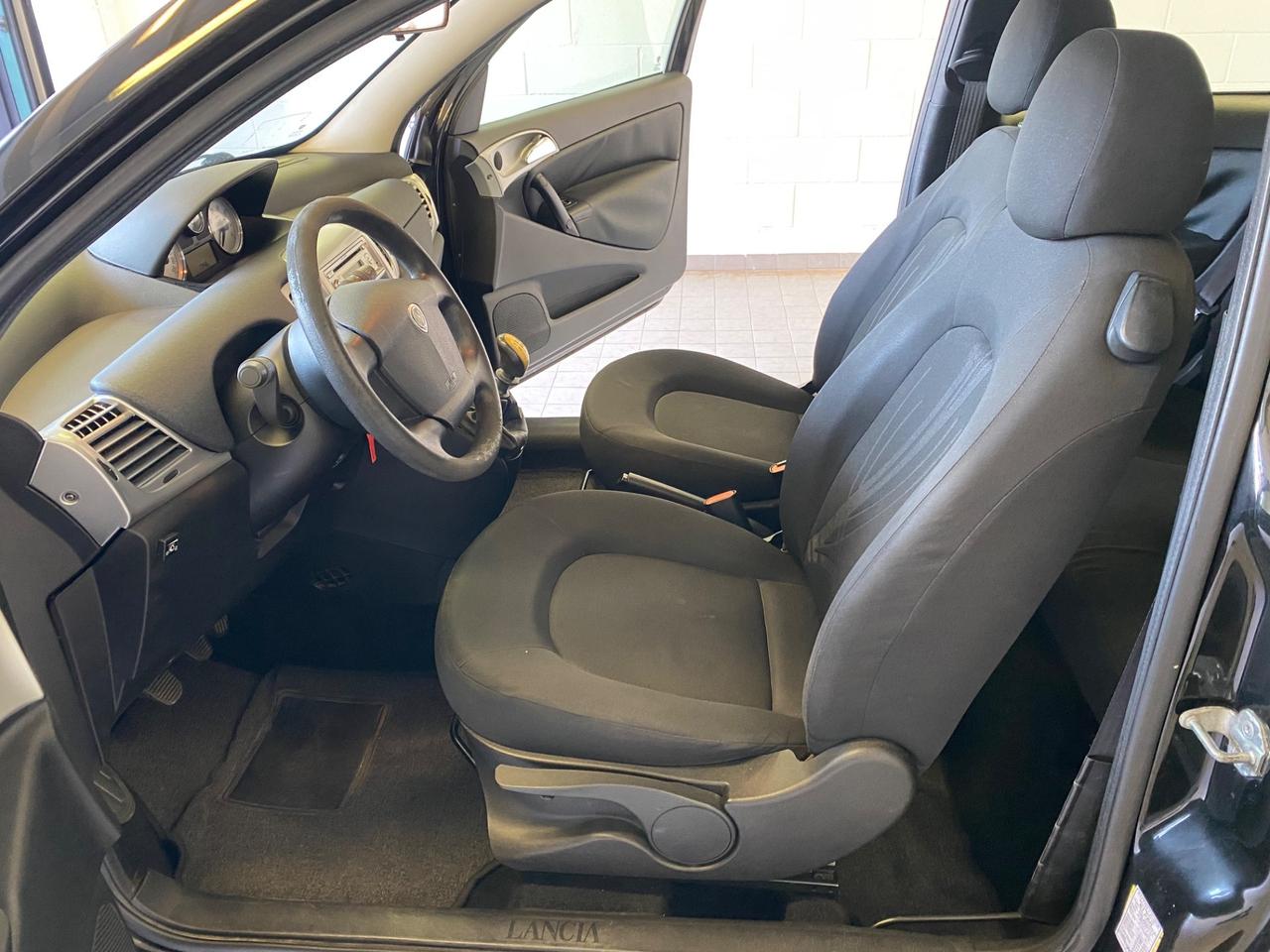 Lancia Ypsilon 1.2 69 CV GPL Platinum