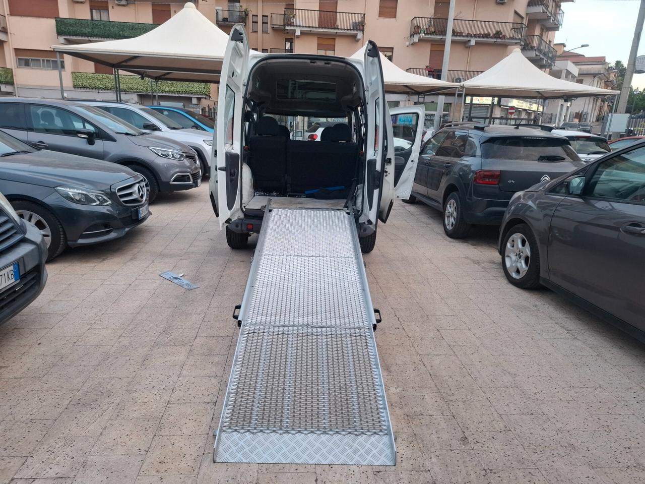 Fiat Doblò - 1.9 JTD RAMPA DISABILE