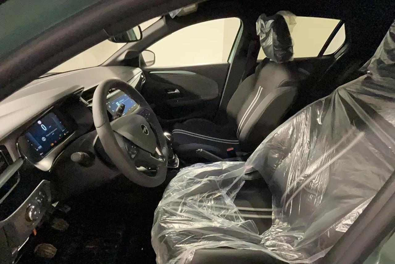 Opel Corsa 1.2 100 CV YES