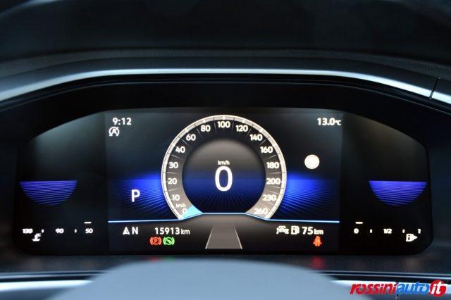 VOLKSWAGEN T-Roc 1.5 TSI 150 CV DSG LIFE + TECH PACK - I.Q DRIVE -