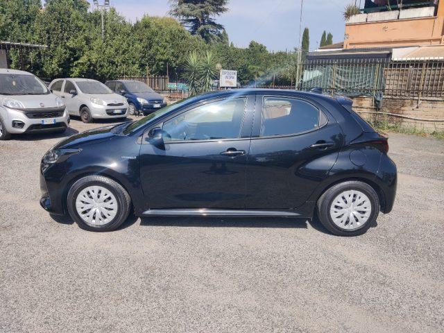 TOYOTA Yaris 1.5 Hybrid 5 porte Business KM 44.000 TAGLIANDATA