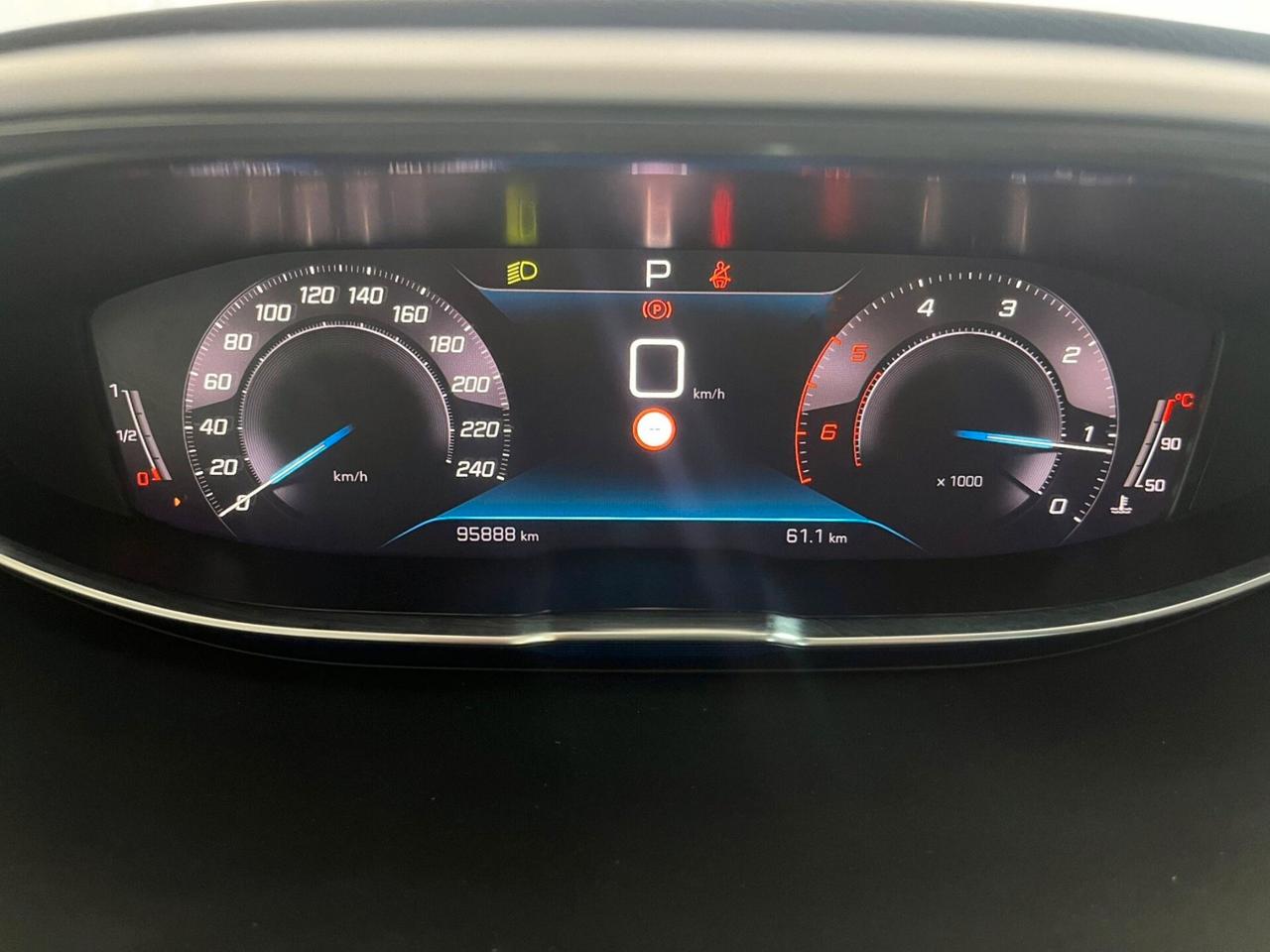 Peugeot 3008 BlueHDi 130 S&S EAT8 Active Business