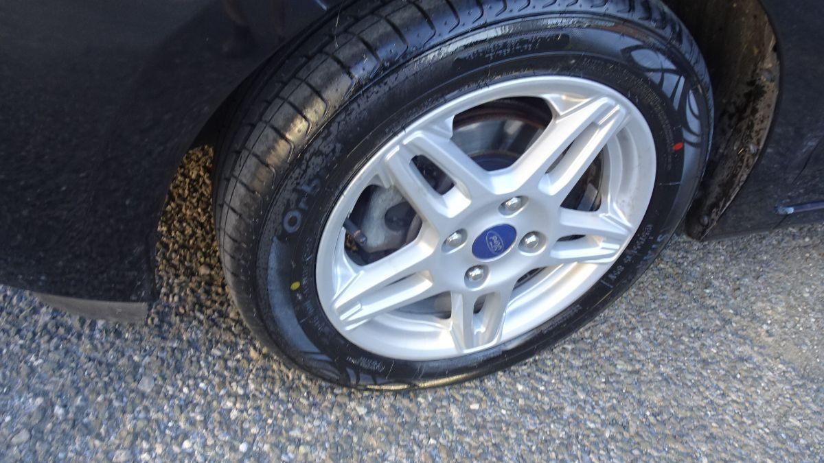 FORD - Ka plus - Ka+ 1.2 Ti-VCT 85 CV Ultimate Color