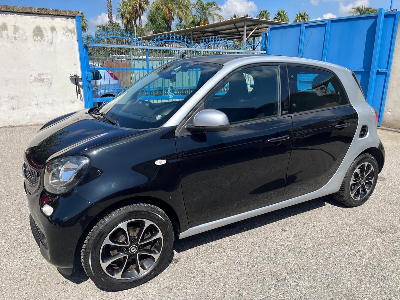 Smart forfour passion-1.0-71 cv -full -2016