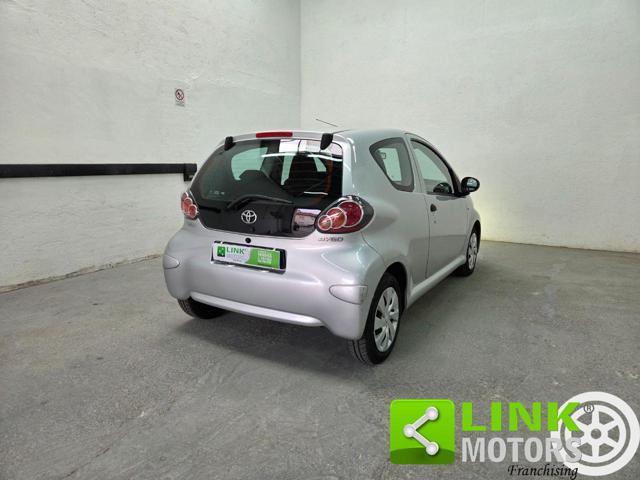 TOYOTA Aygo Active Connect GARANZIA NEOPATENTATI