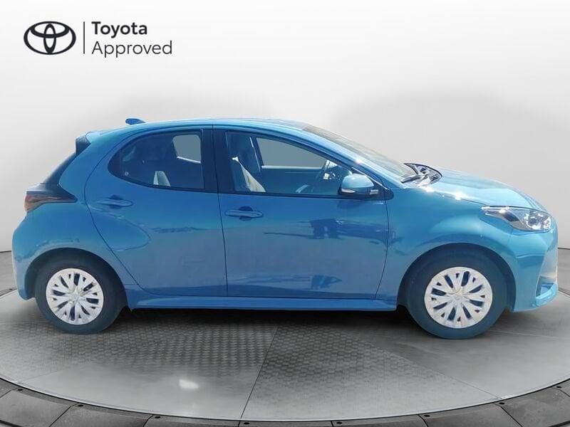 Toyota Yaris 1.5 hybrid Active