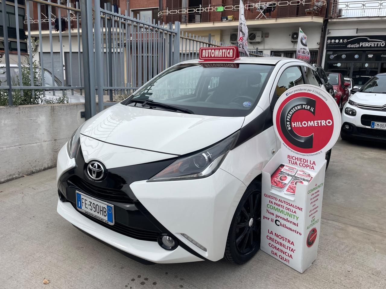 Toyota Aygo 1.0 VVT-i 69 CV 5 porte x-wave MMT