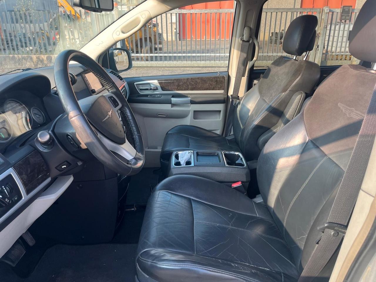 Chrysler Voyager Grand 2.8 CRD DPF Limited