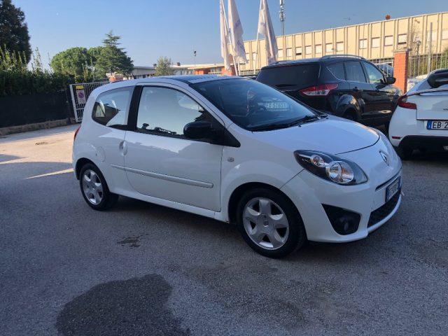 RENAULT Twingo 1.2 16V LEV Miss Sixty