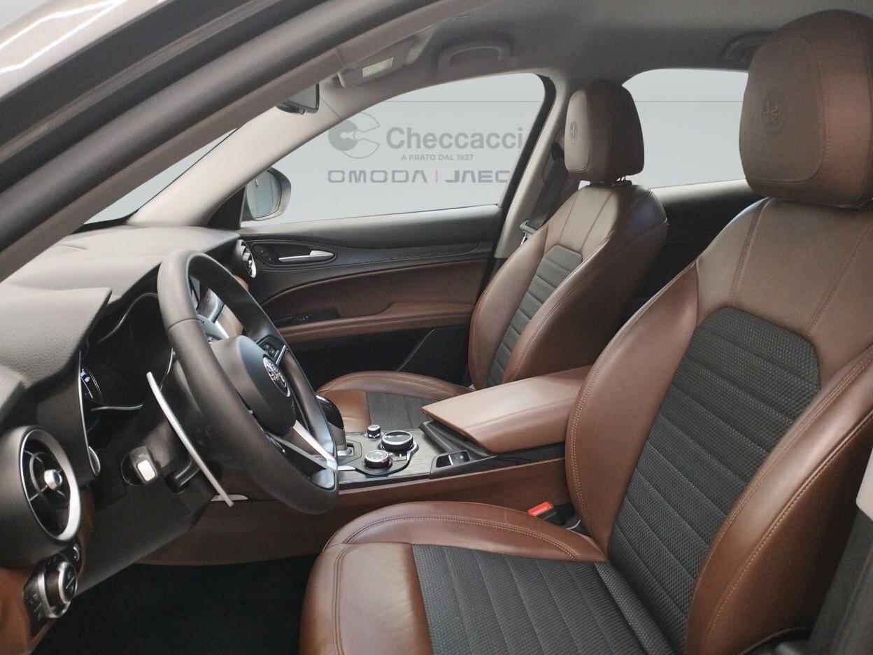 Alfa Romeo Stelvio 2.2 t rwd 180cv * 68.000 KM *