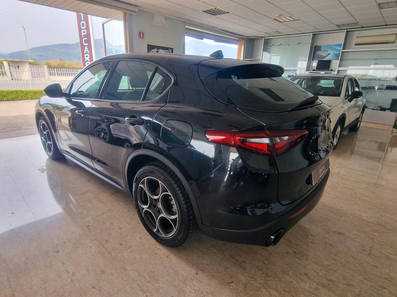 Alfa Romeo Stelvio 2022