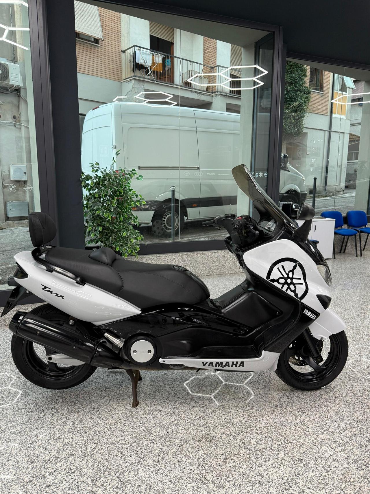 Yamaha TMAX