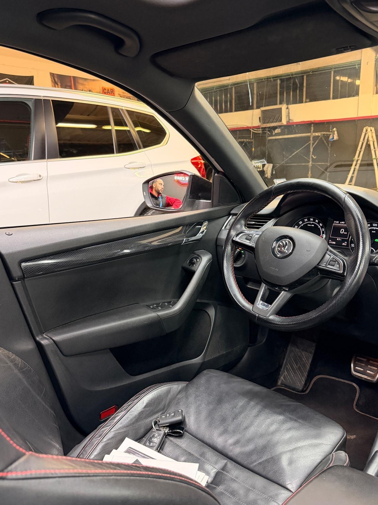 Skoda Octavia 2.0 TDI DSG Wagon RS