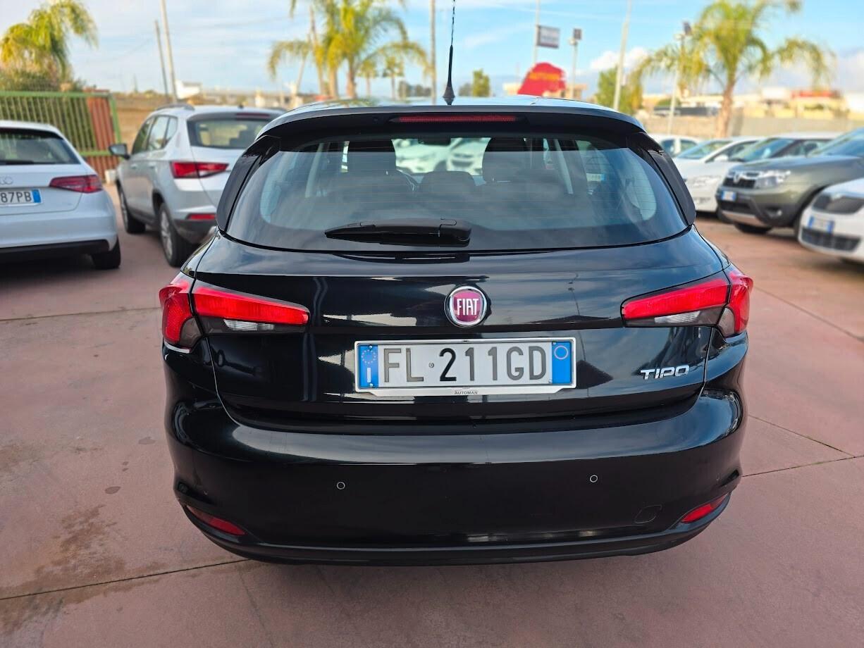 Fiat Tipo 1.6 Mjt 4 porte Lounge