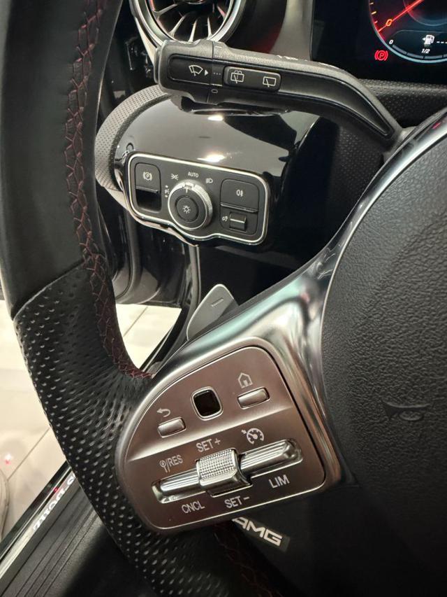 MERCEDES-BENZ A 200 d Automatic Premium AMG *Tetto panoramico*