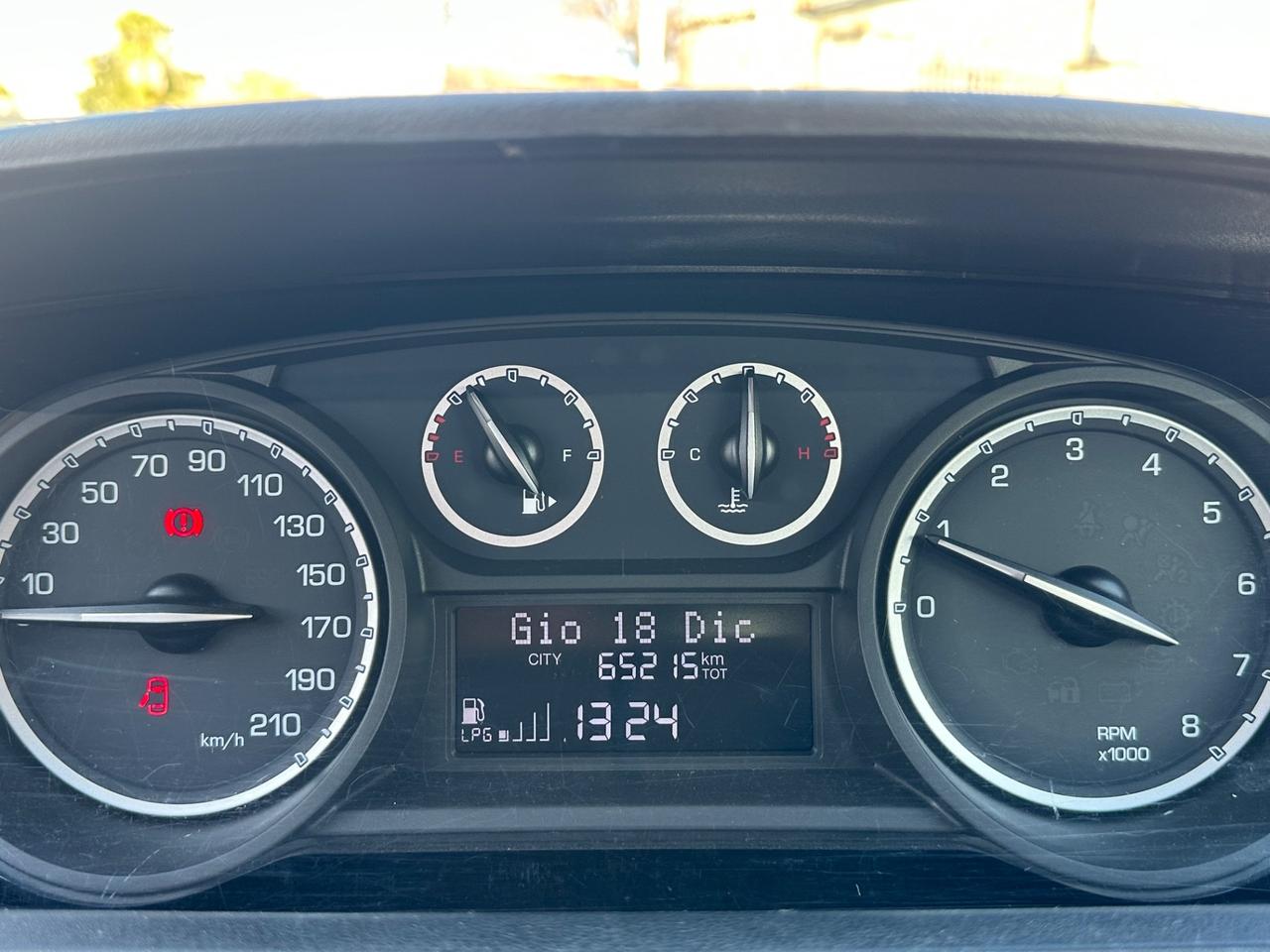 Lancia Ypsilon 1.2 69 CV 5 porte GPL Ecochic Silver