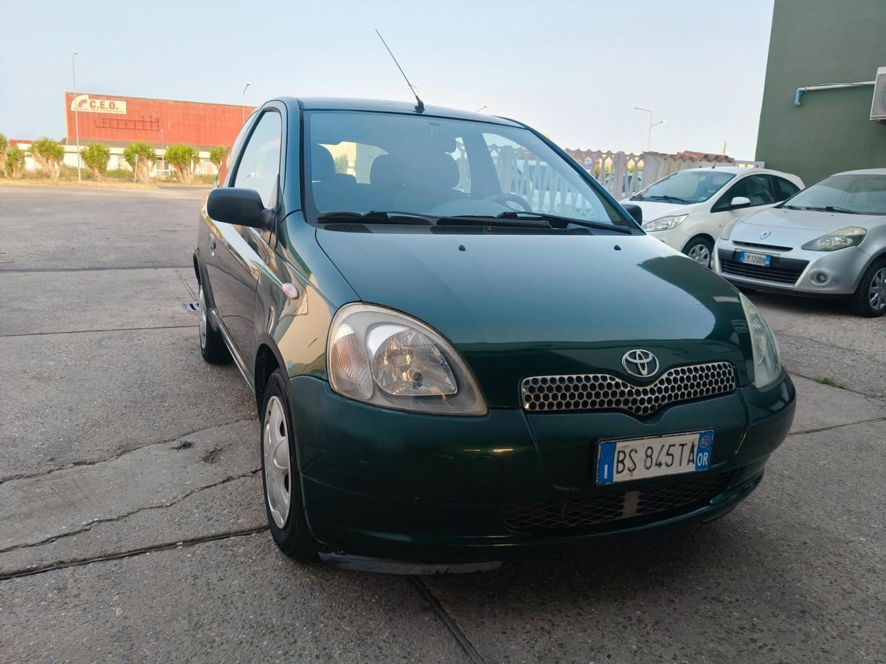 Toyota Yaris 1.0i 16V cat 3 porte