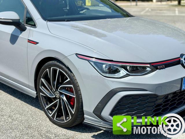 VOLKSWAGEN Golf GTI 8 performance
