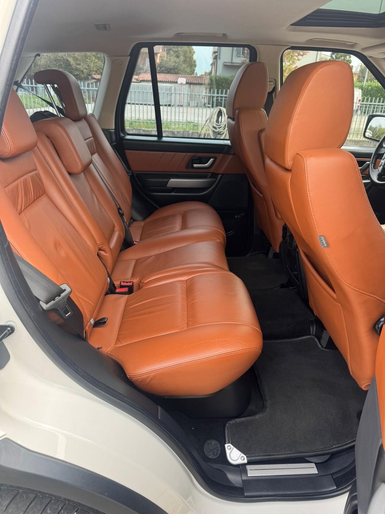 Land Rover Range Sport 3.6 TDV8 HSE (200 kw)