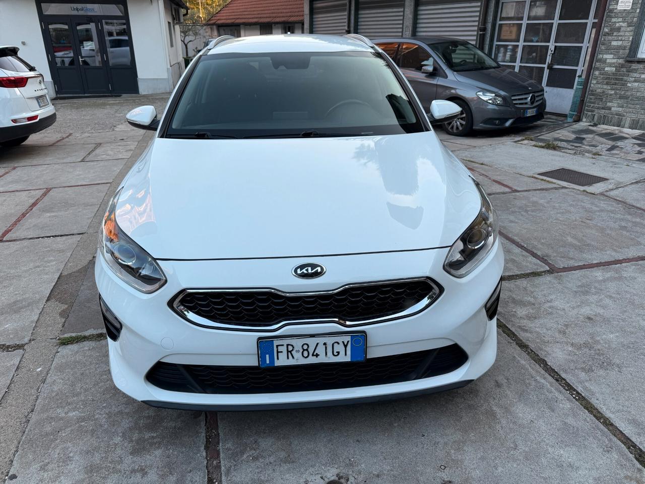 Kia Ceed 1.4 MPi GPL SW Business Class