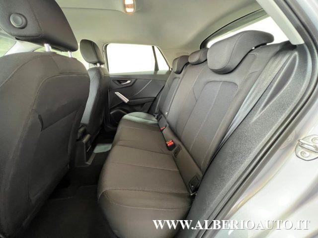 AUDI Q2 30 TDI Business S tronic