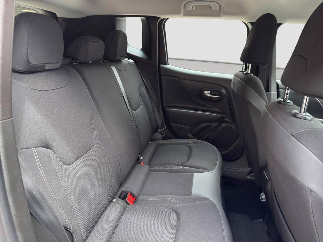 Jeep Renegade 1.5 Turbo T4 MHEV Altitude 2024