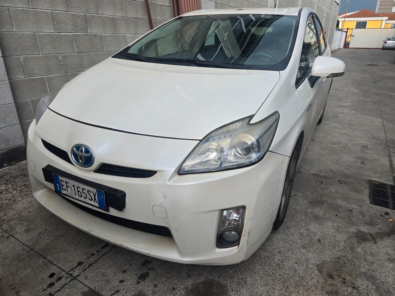 Toyota Prius 1.8 ibrida
