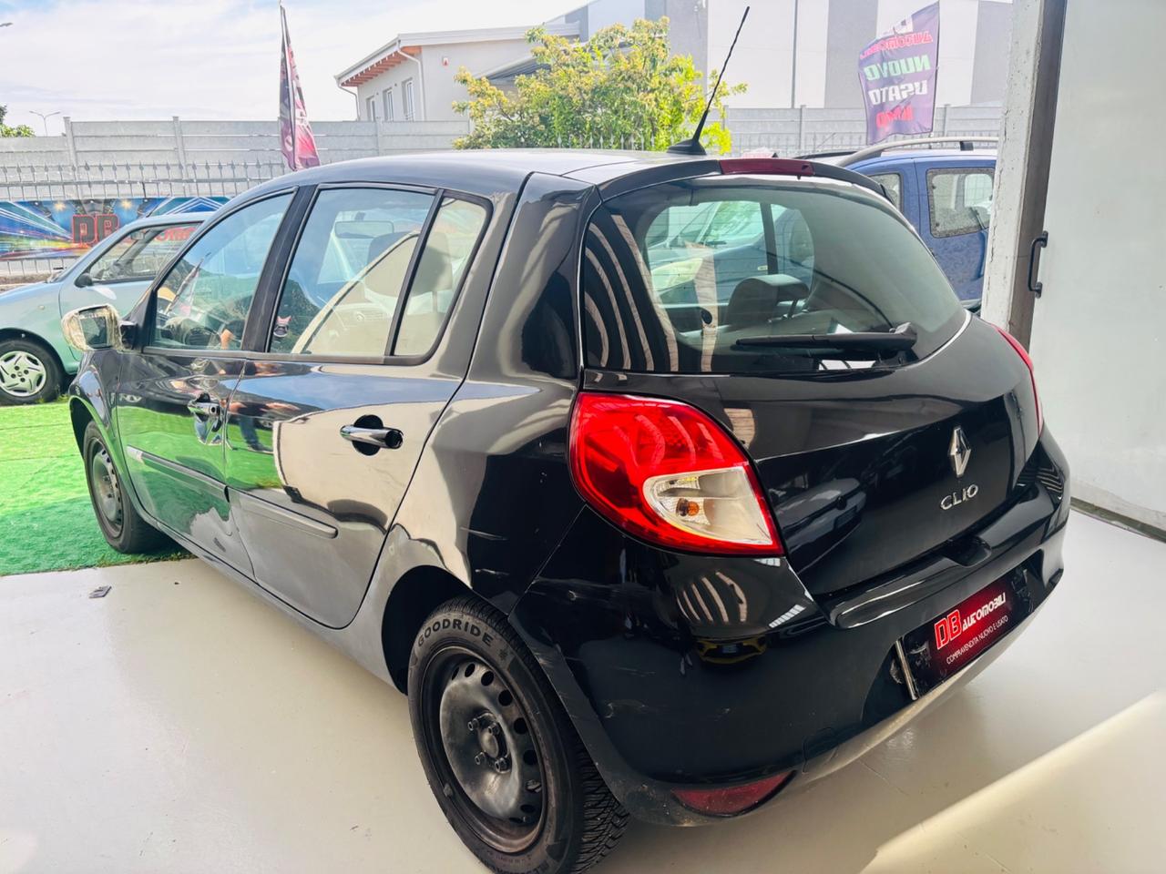 Renault Clio 1.2 16V 5 porte GPL Yahoo!