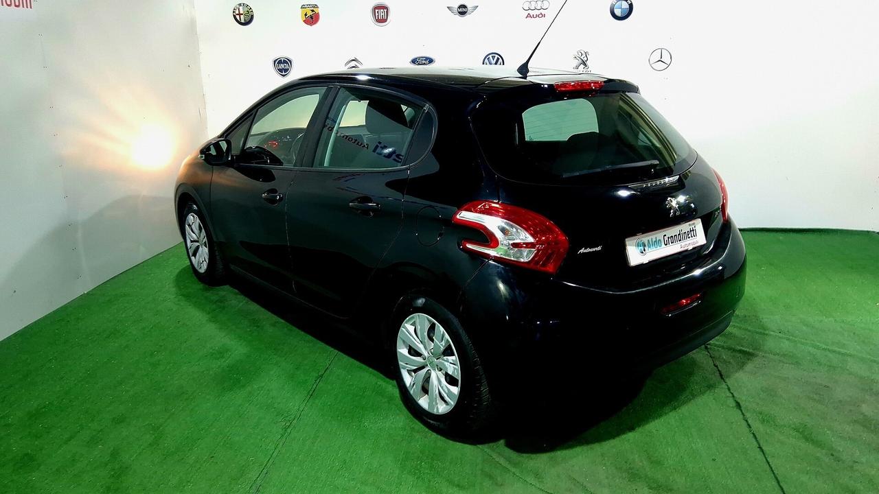 Peugeot 208 PureTech Allure 1.2cc 82cv 2013