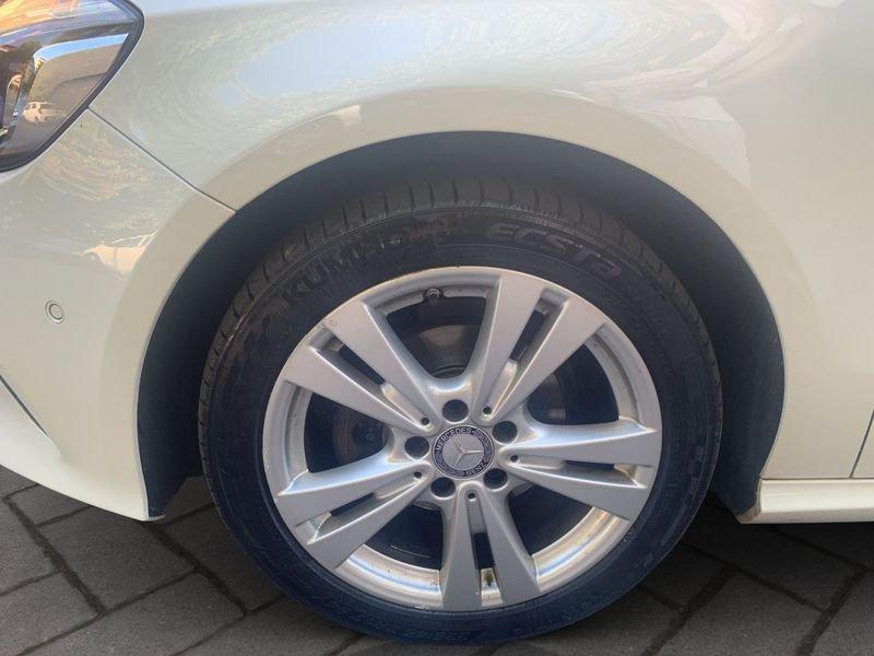 Mercedes-Benz Classe A A 180 d Sport