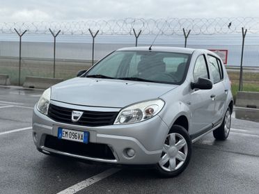 DACIA SANDERO 1.2 BENZINA NEO PATENTATI 12 MESI DI GARANZIA
