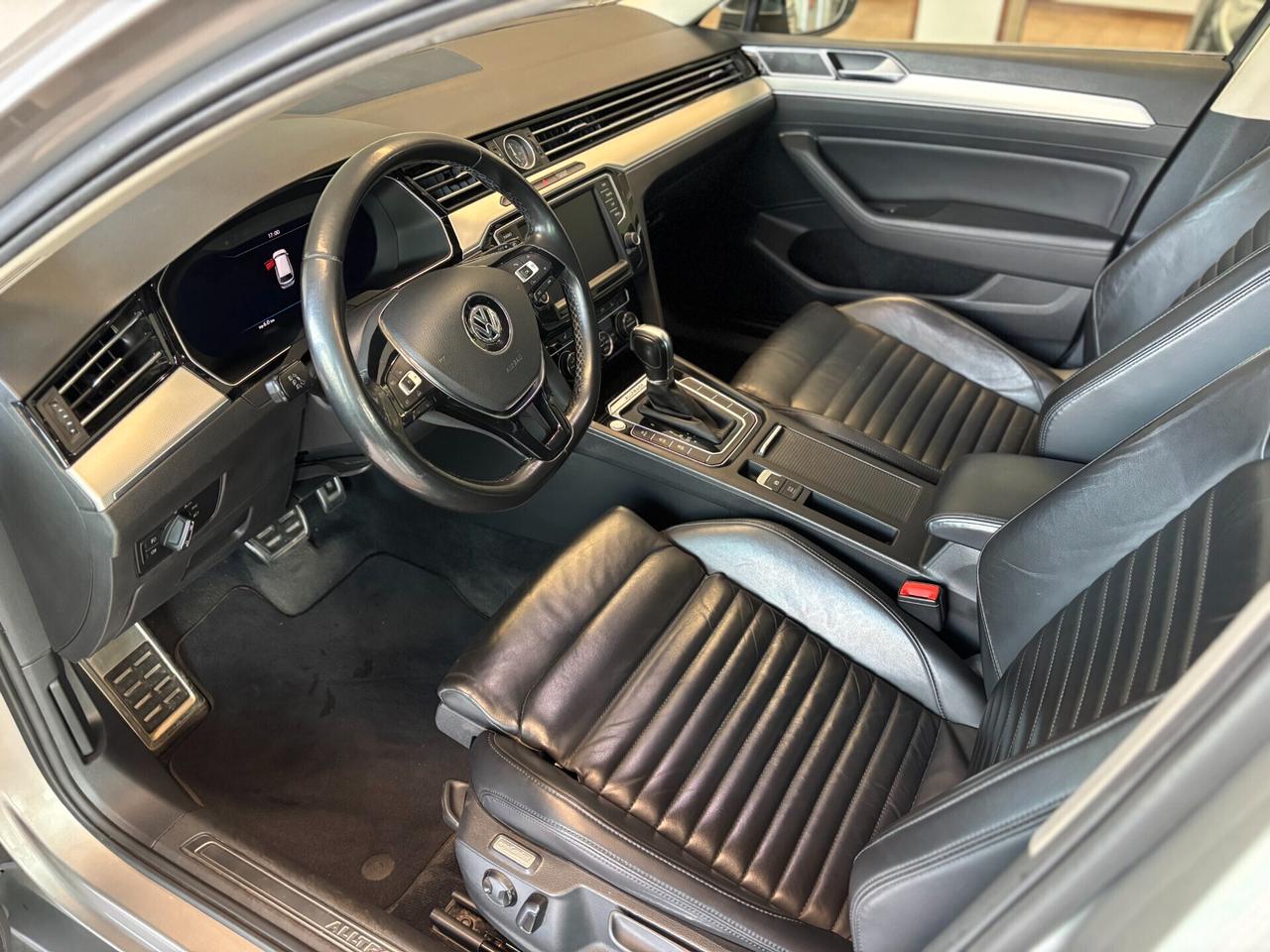 Volkswagen Passat Alltrack 2.0 tdi 4motion 190cv *TAGLIANDI CERTIFICATI VW*