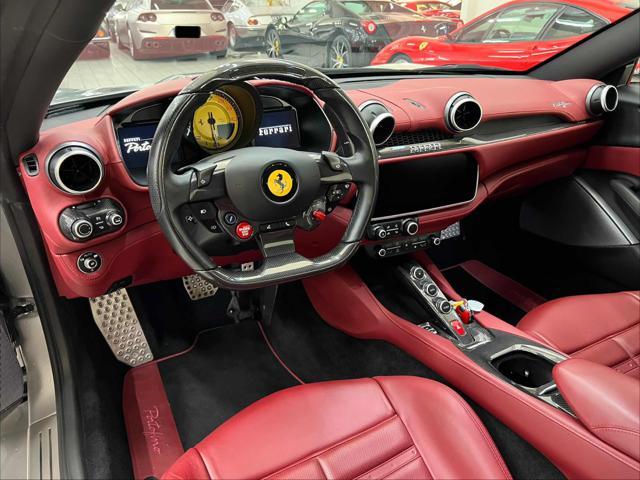 FERRARI Portofino Portofino |CARBON|CARPLAY|MAGNERIDE|APPROVED