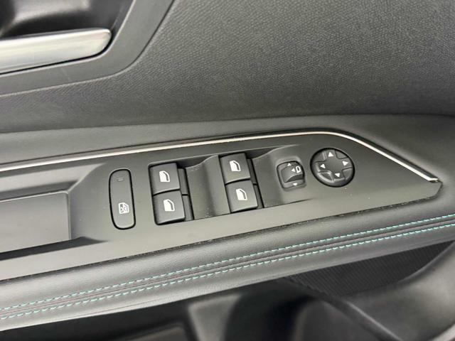 PEUGEOT 3008 BlueHDi 130 S&S EAT8 Allure Pack