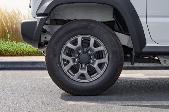 SUZUKI Jimny Autovettura 4 Posti Automatica