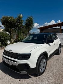 Jeep Avenger E-HYBRID SUMMIT