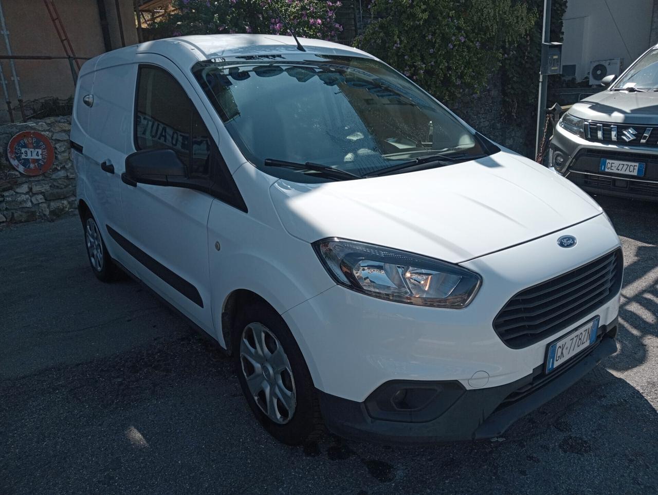 Ford Transit Courier 1.5 TDCi 100CV unico proprietario