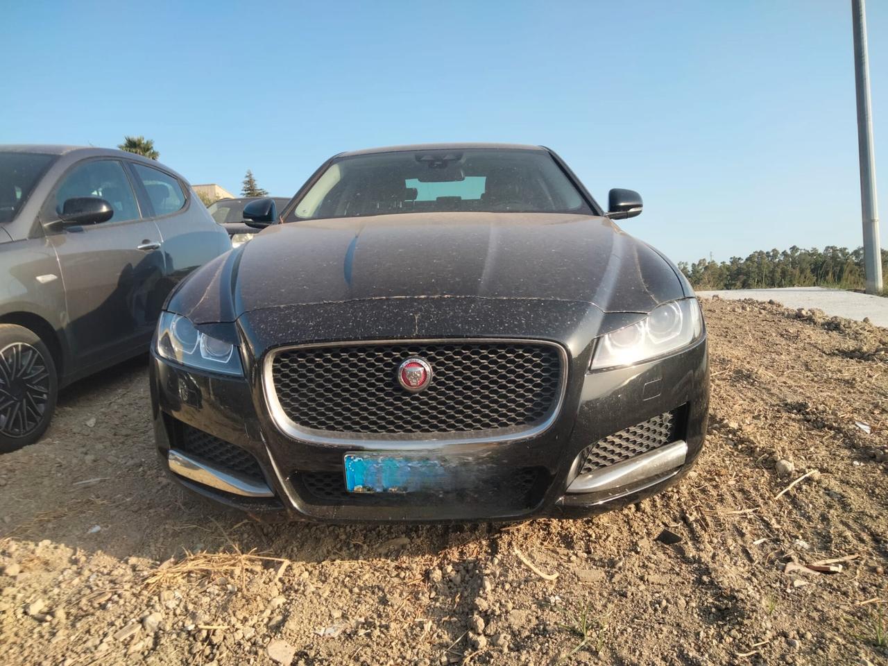 Jaguar XF