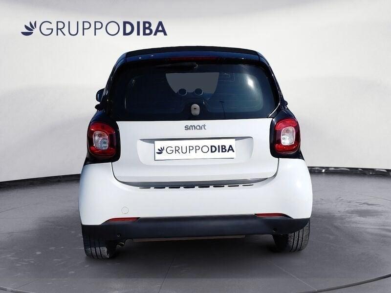 smart fortwo Smart III 2015 Benzina 1.0 Passion 71cv my18