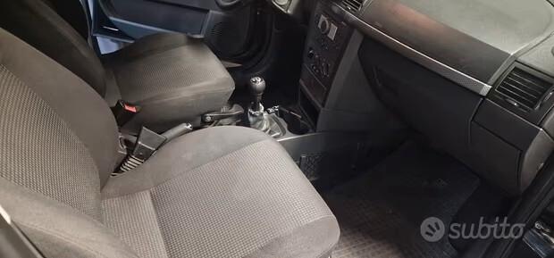 Opel Meriva 1.6 16V Enjoy GPL