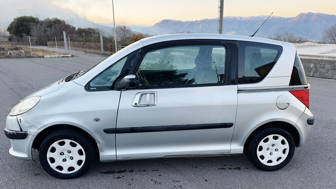 Peugeot 1007 1.4 HDi