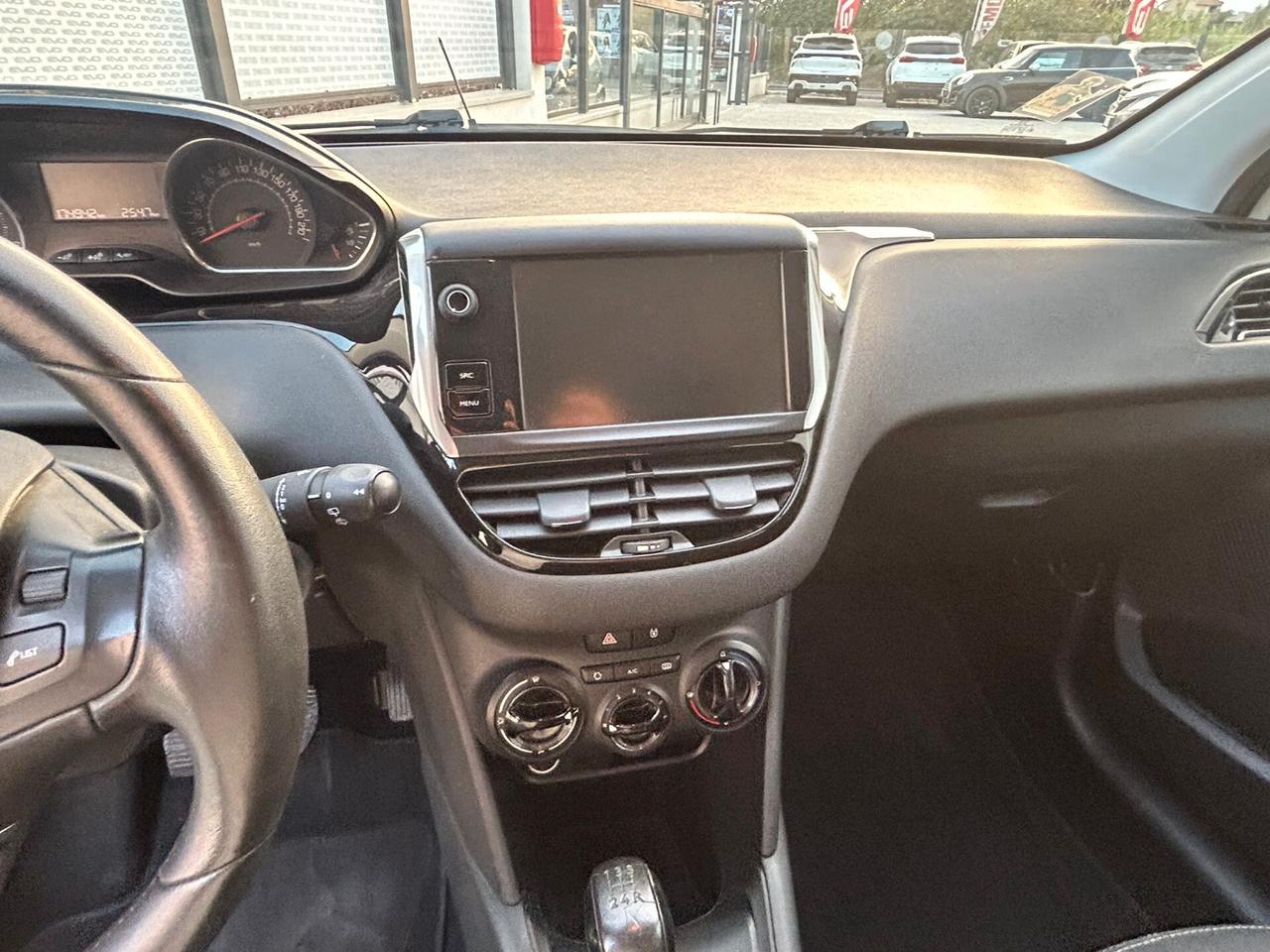 Peugeot 208 1.4 HDi 68 CV 5 porte Allure