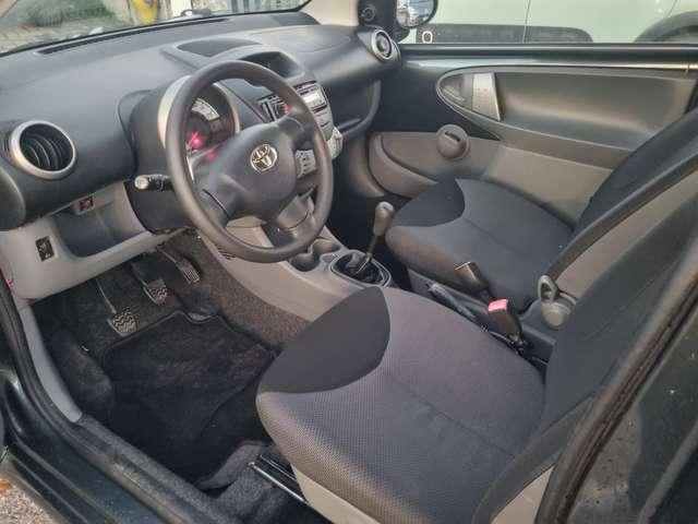 Toyota Aygo Aygo I 2005 3p 1.0 Now FL