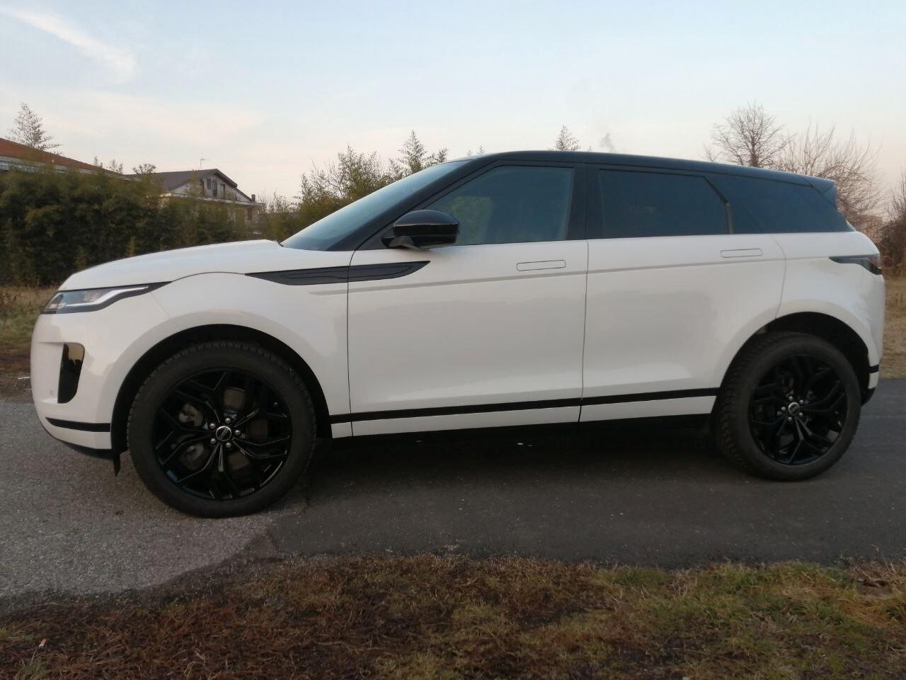 Range Rover Evoque 2.0D 150 CV AWD Autocarro