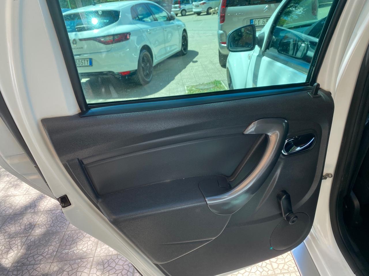 Dacia Duster 1.6 110CV 4x2 GPL Serie Limitata Trasversale