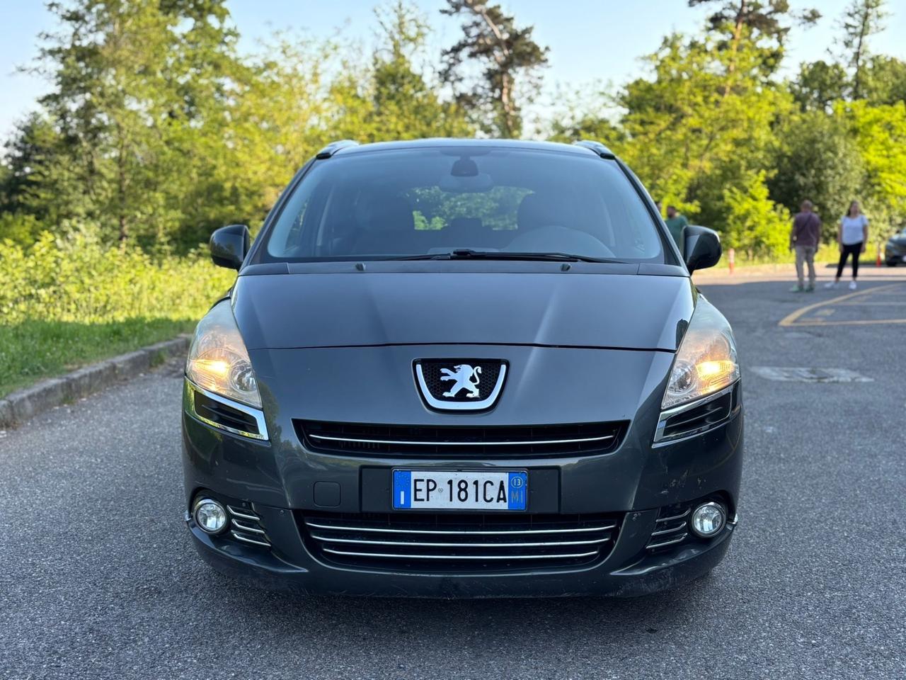 Peugeot 5008 1.6 HDi 115CV Active