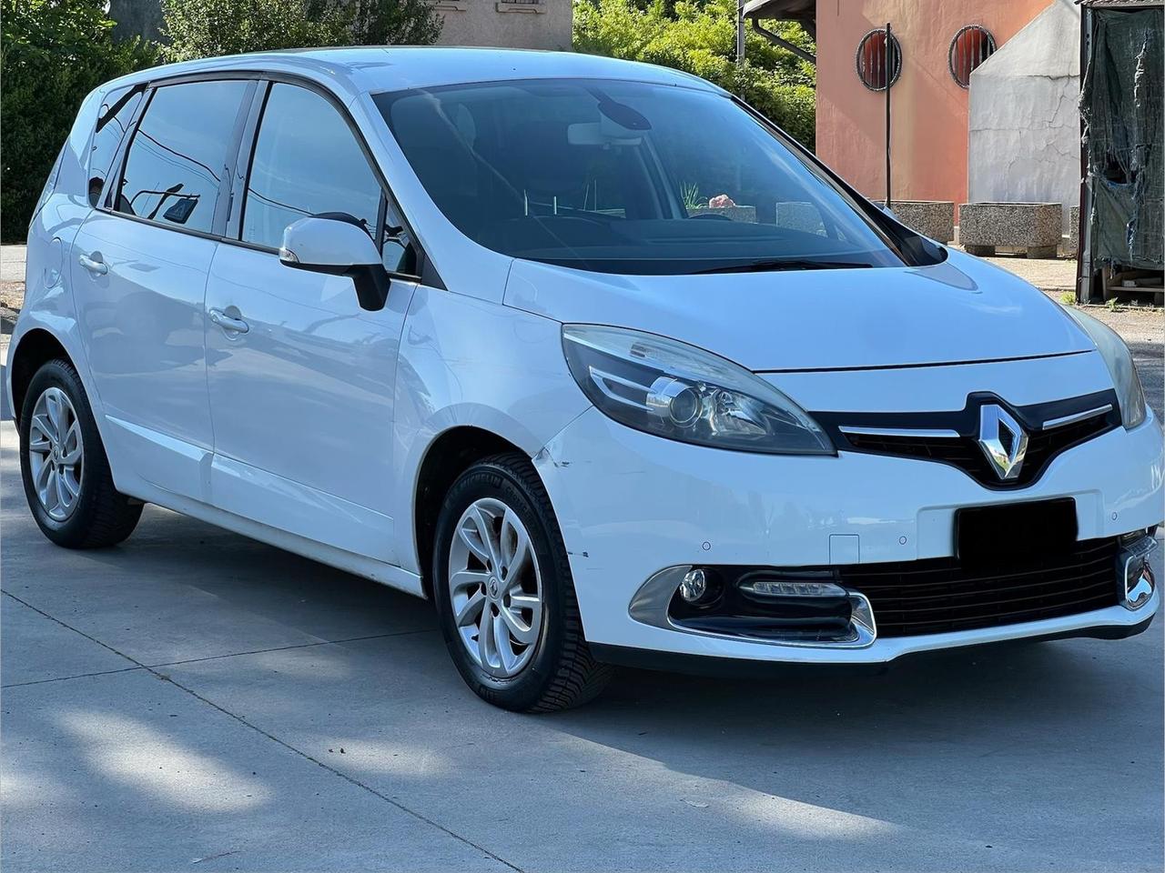 Renault Scenic Scénic XMod 1.5 dCi 2012