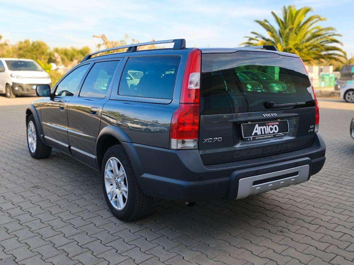 Volvo XC70 2.4 D5 20V AWD Summum Solo 130.000km