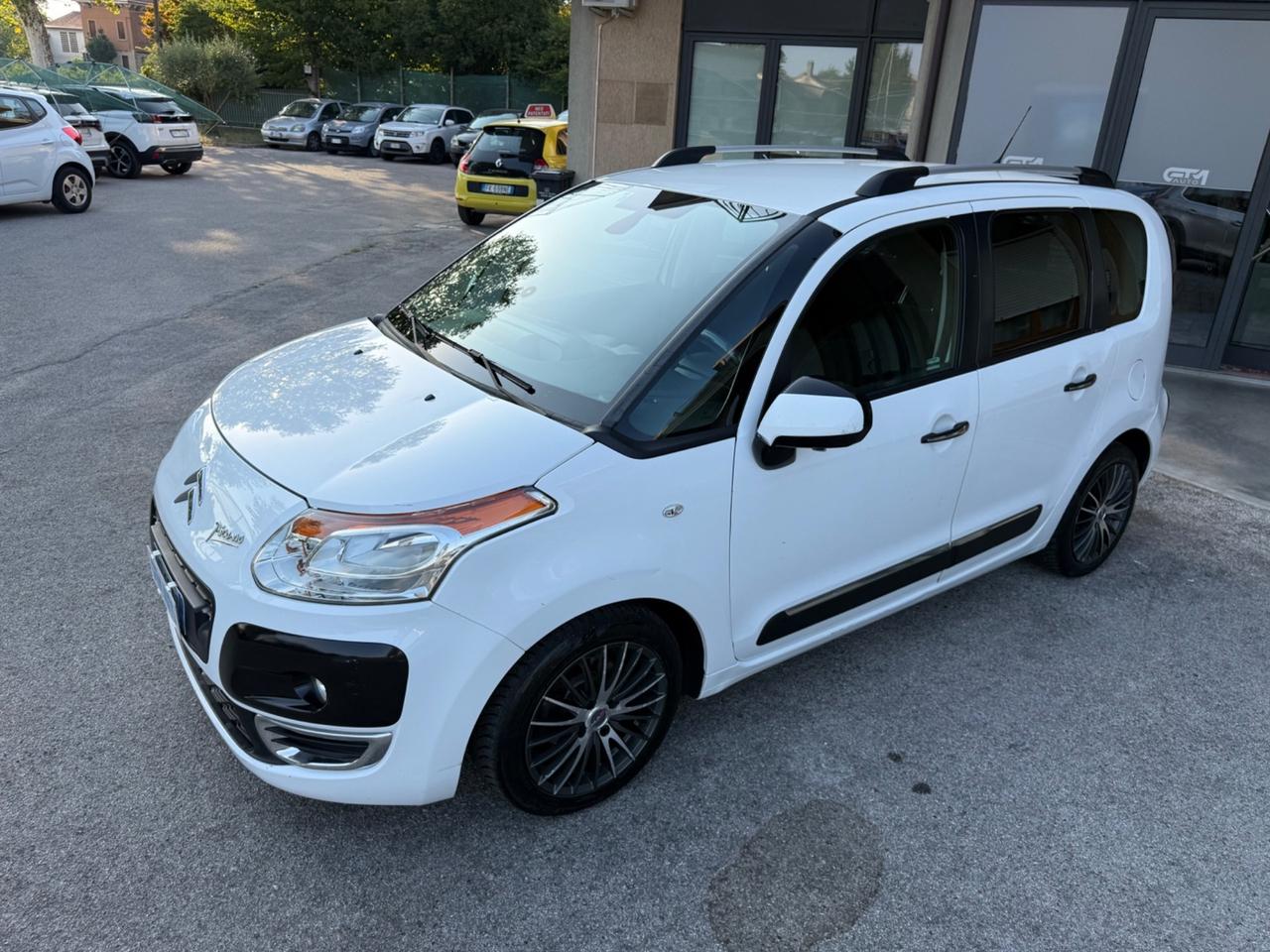 Citroen C3 Picasso 1.6 HDi 90 cv - Neopatentati