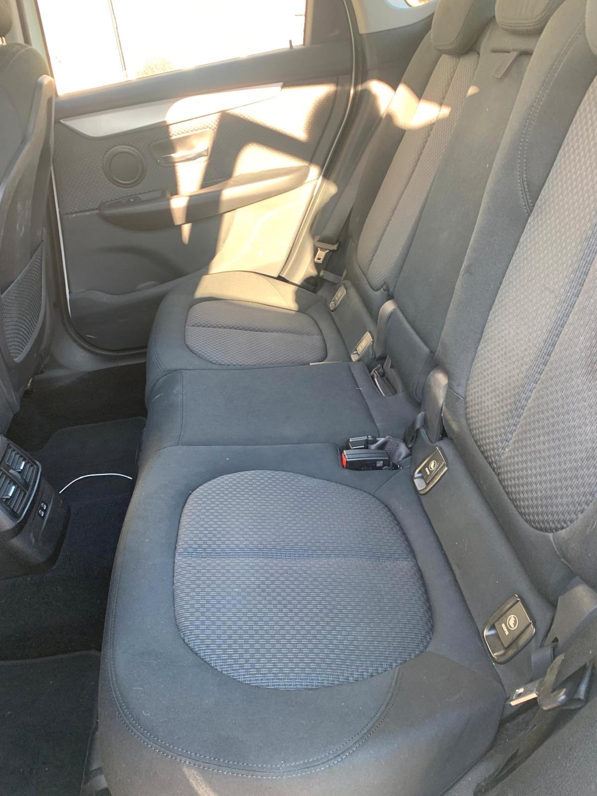 Bmw 2er Active Tourer 218 d Active Tourer Business aut.